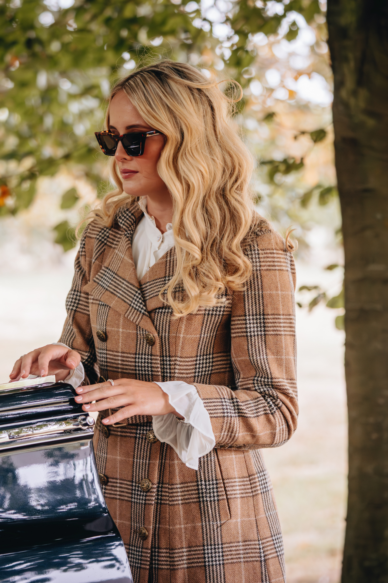 Brentwood Wool Trench Coat - Camel Tweed